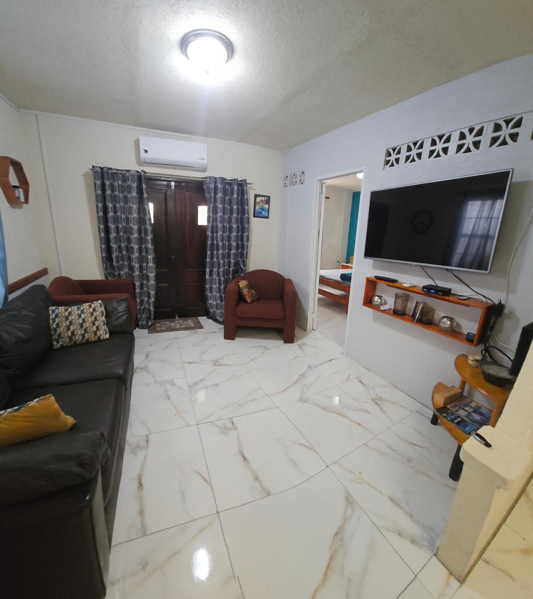 Apartament Gloria'S Hideaway Christ Church Zewnętrze zdjęcie
